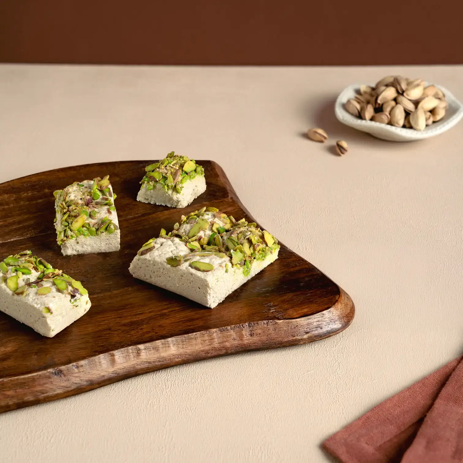 Çarşıbaşı Antep Fıstıklı Gulutensiz Helva